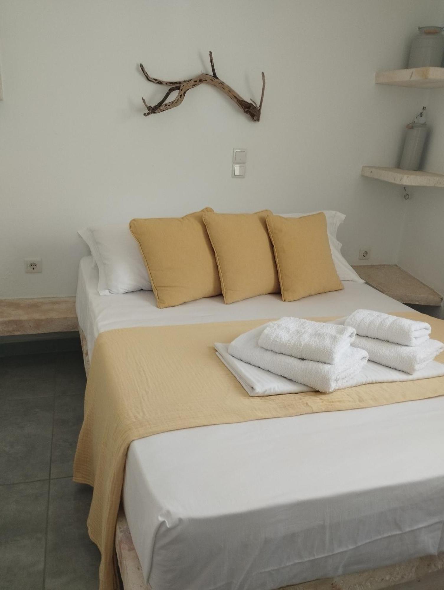 Agios Nikolaos Beach House Kímolos Exterior foto
